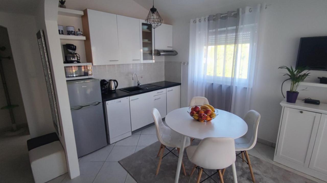 Apartman Lino Medulin Luaran gambar